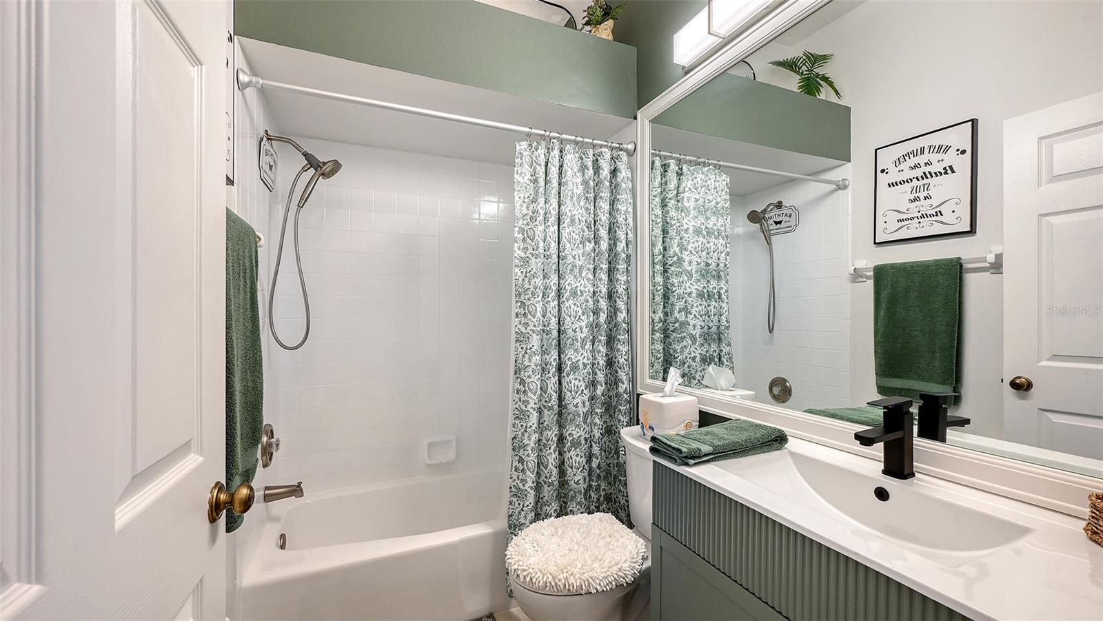 VENICE GOLF & COUNTRY CLUB - Residential