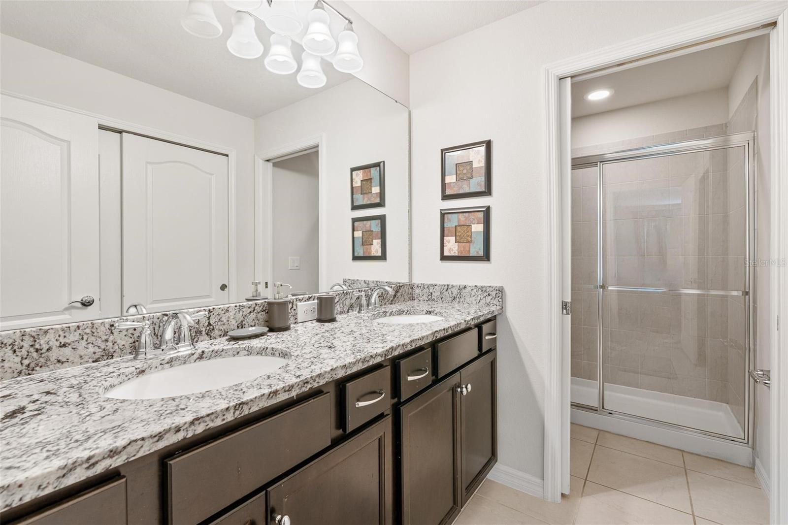 WINDSOR AT WESTSIDE PH 3 - Residential