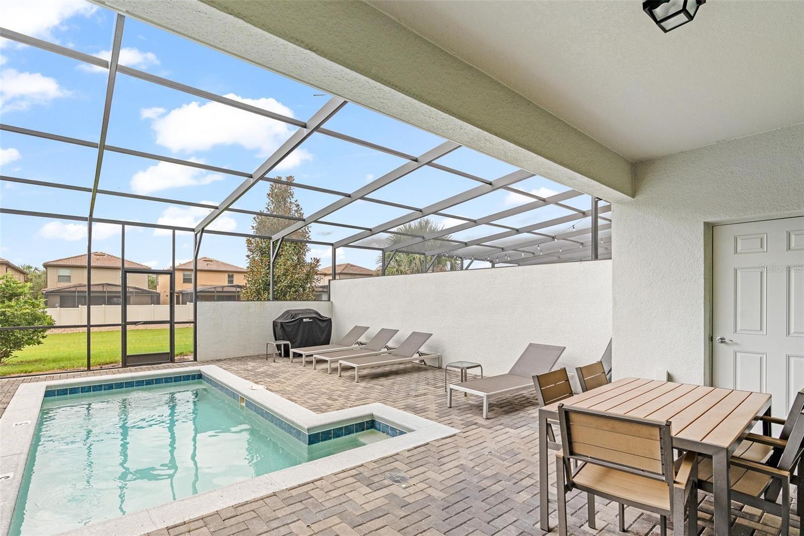 WINDSOR AT WESTSIDE PH 3 - Residential