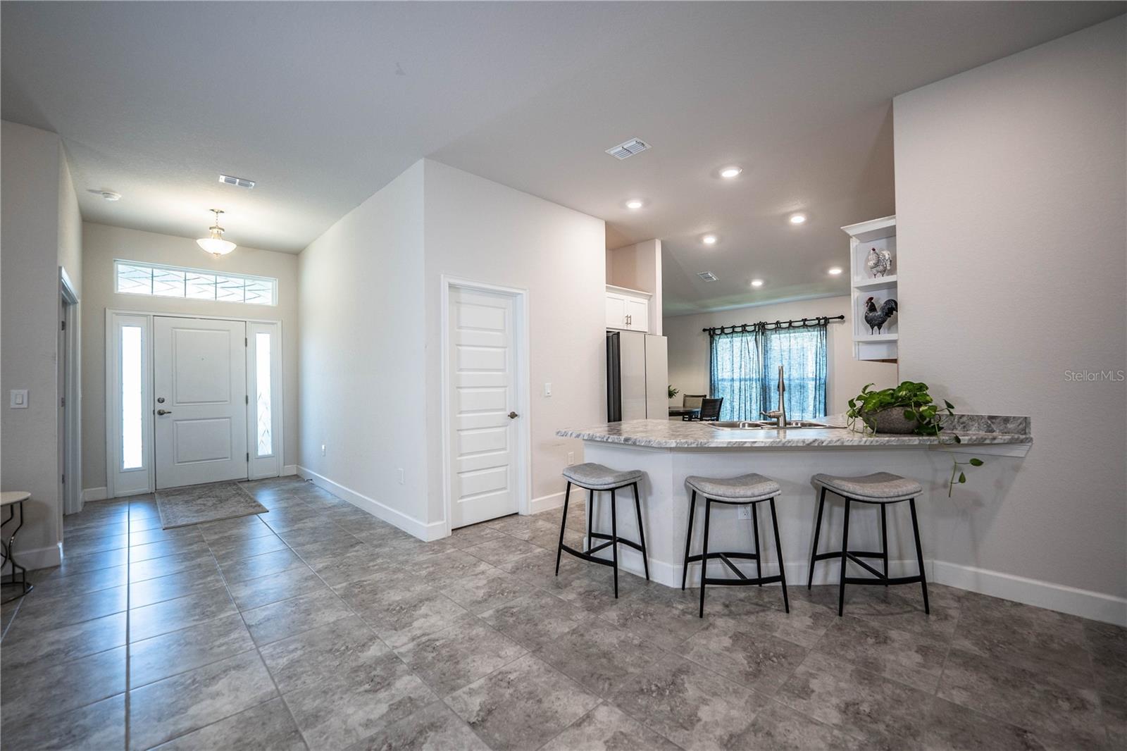 KRENSON BAY - Residential