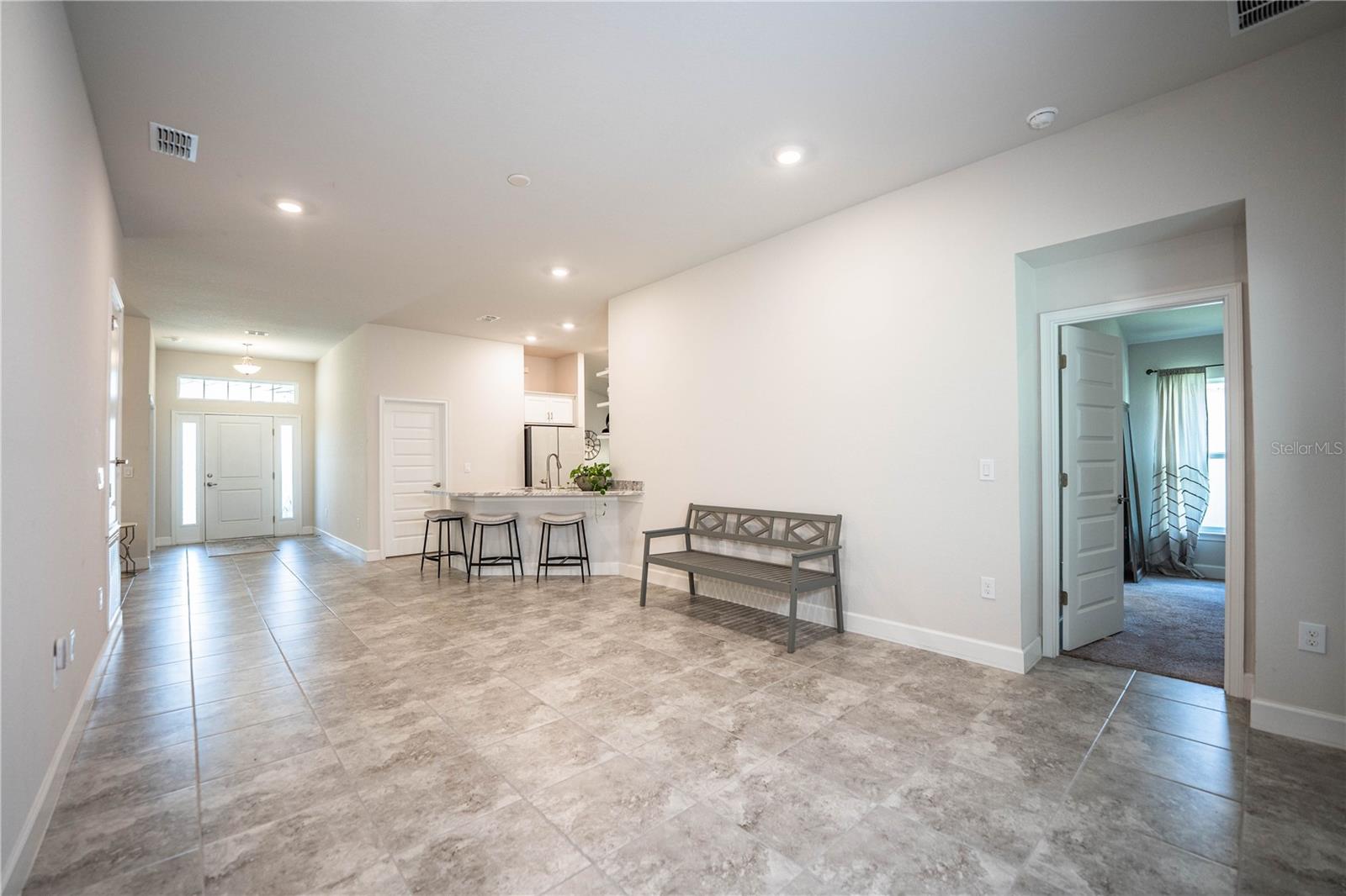KRENSON BAY - Residential