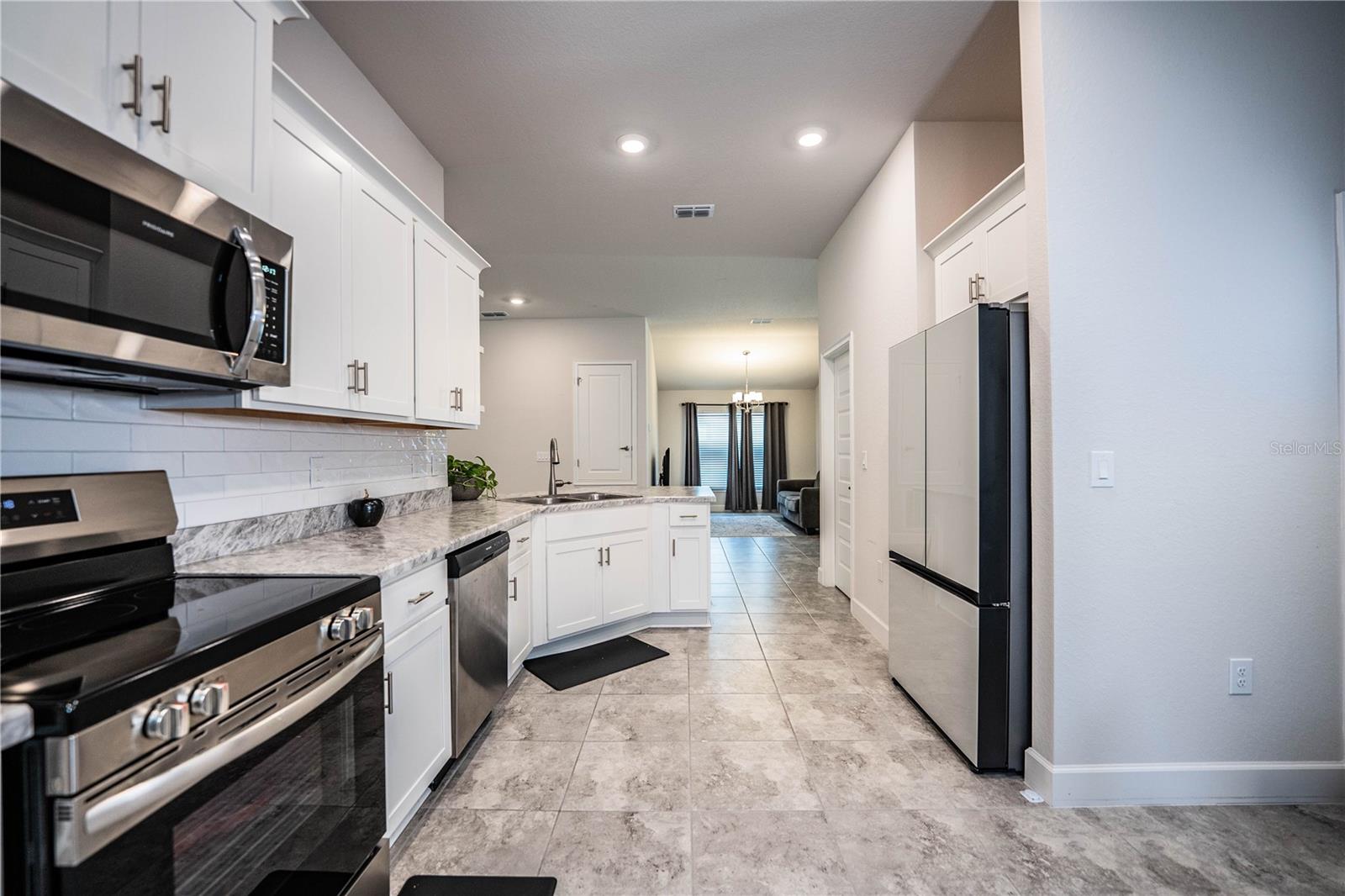 KRENSON BAY - Residential