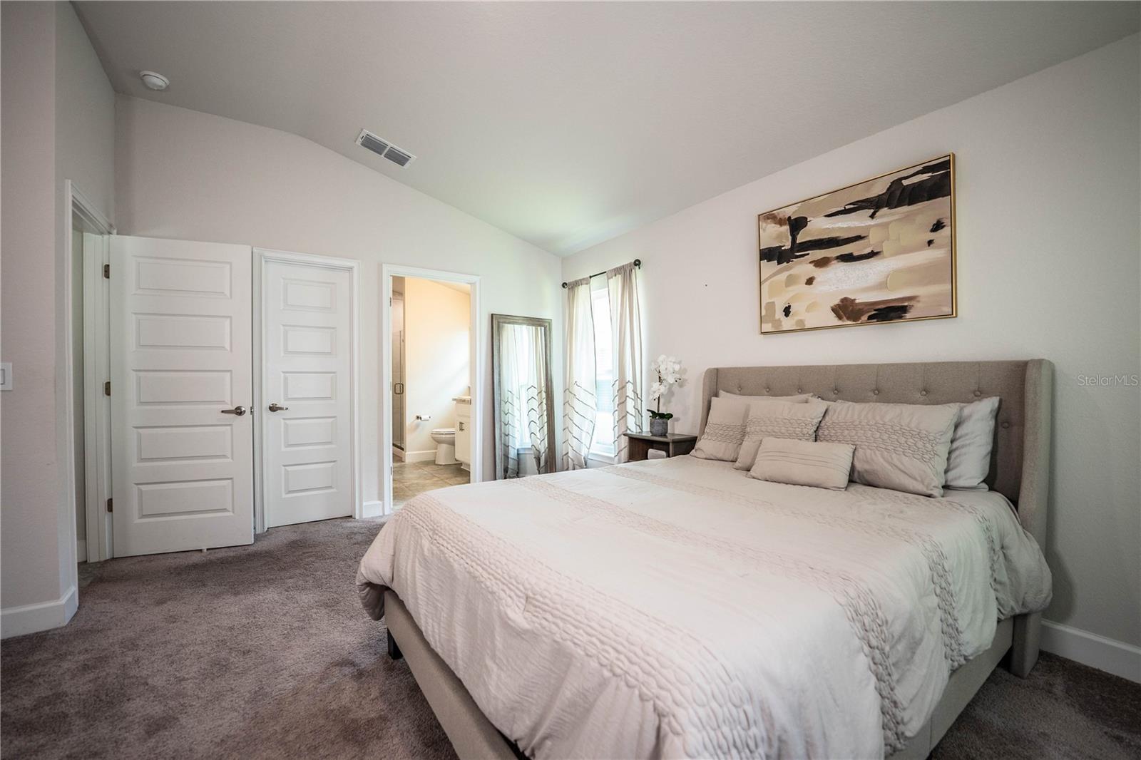 KRENSON BAY - Residential