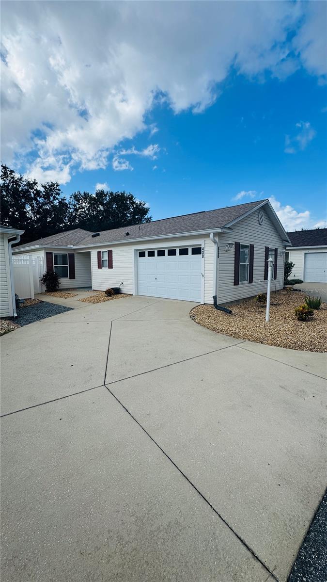 VILLAGES OF SUMTER CHERRY HILL VILLAS - Residential Lease