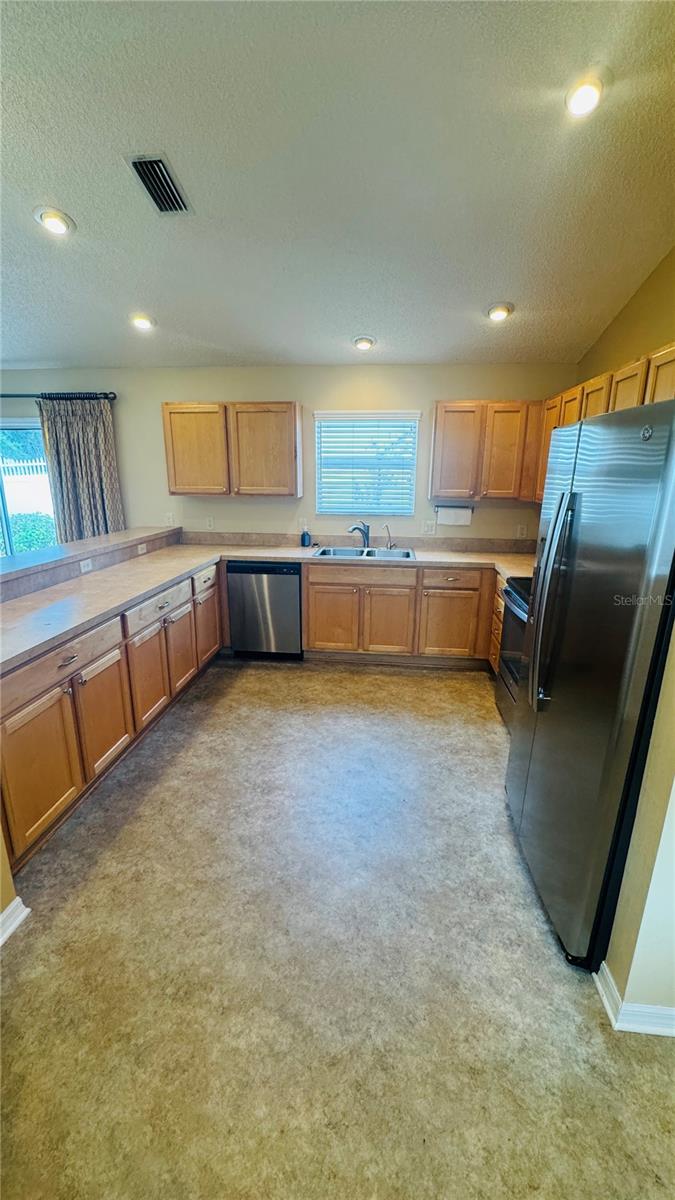 VILLAGES OF SUMTER CHERRY HILL VILLAS - Residential Lease