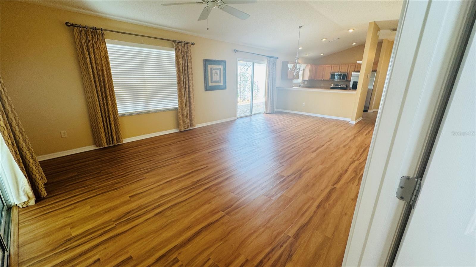 VILLAGES OF SUMTER CHERRY HILL VILLAS - Residential Lease