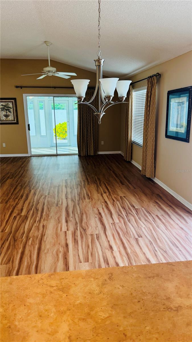 VILLAGES OF SUMTER CHERRY HILL VILLAS - Residential Lease