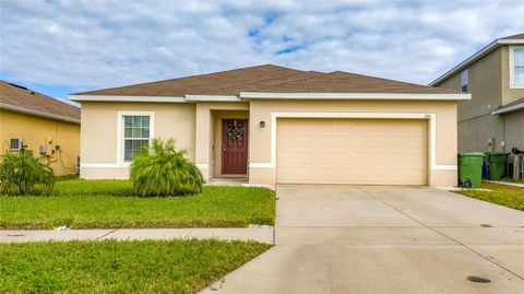 A home in WINTER HAVEN