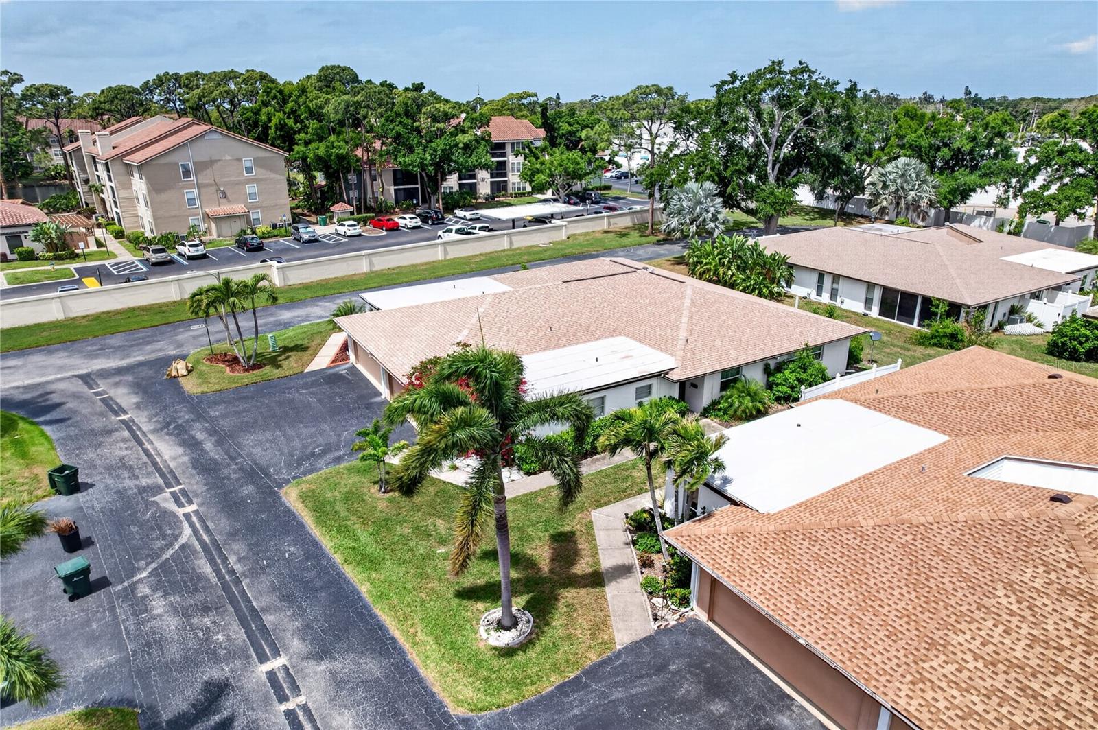 VILLAGE IN THE PINES NOR - Residential