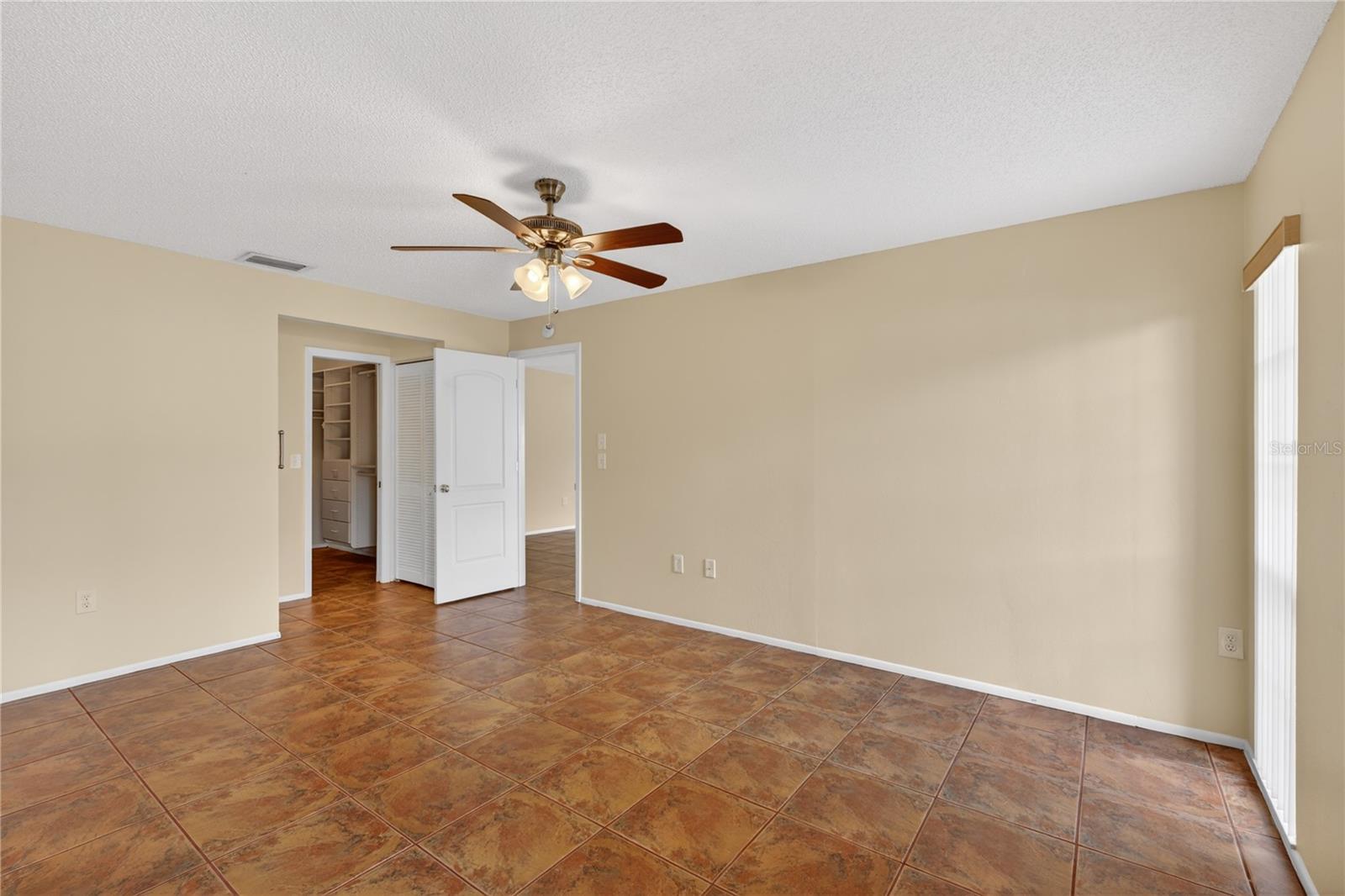 VILLAGE IN THE PINES NOR - Residential