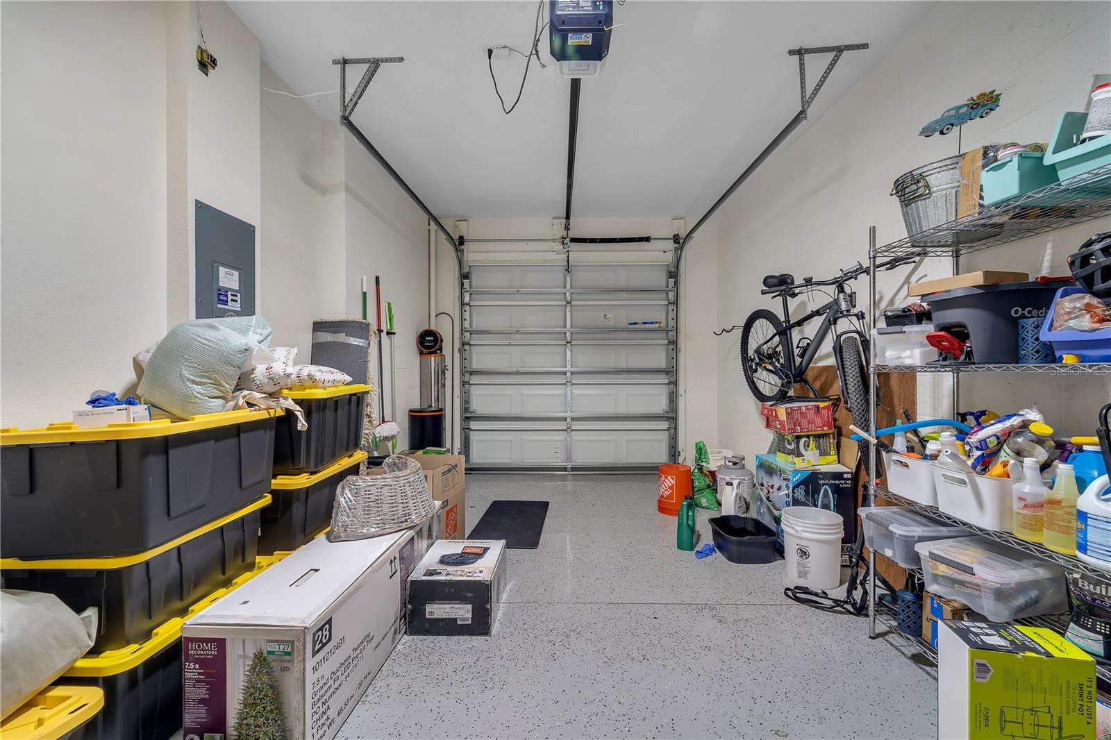 ASHBERRY VILLAGE PH 1 - Residential