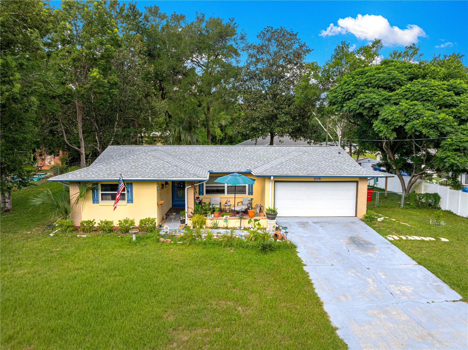 2170 W DORAL COURT