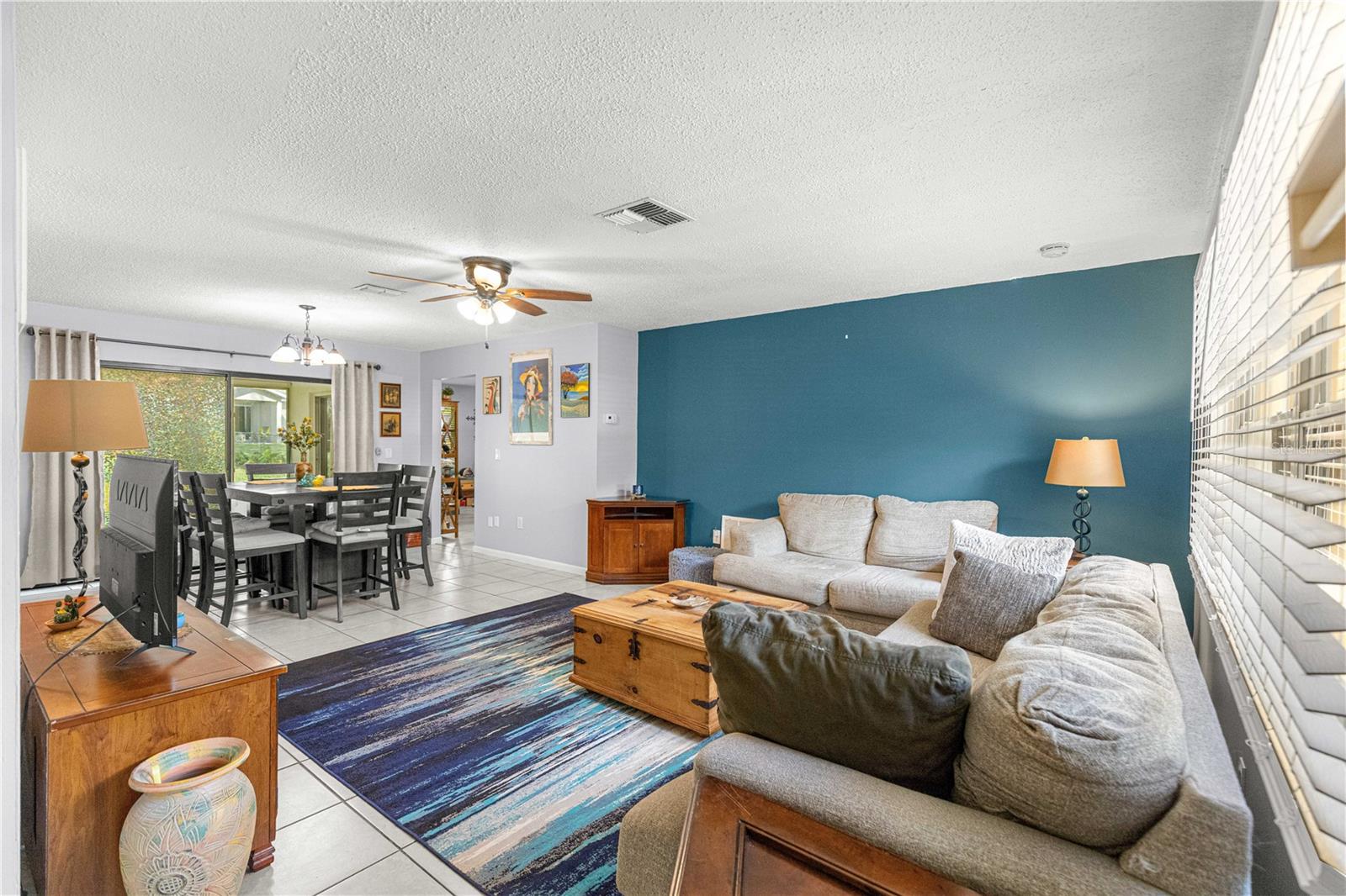 2170 W DORAL COURT