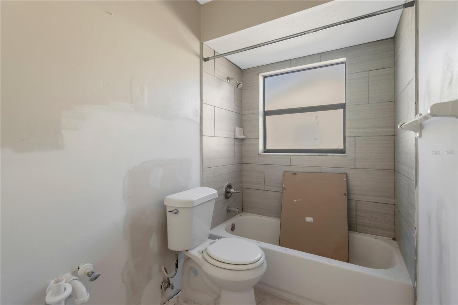 SABAL KEY UNIT 2 - Residential