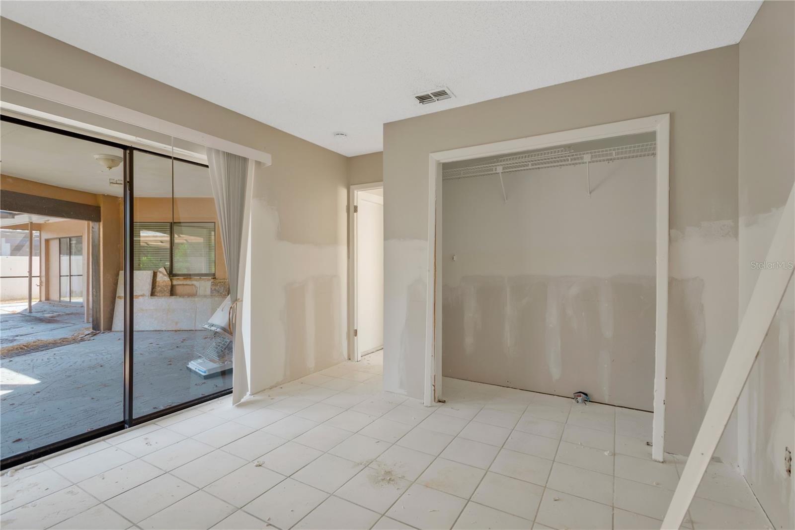 SABAL KEY UNIT 2 - Residential