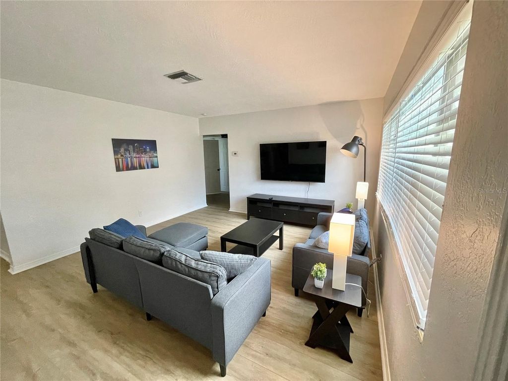 Photo of 3211 W Leona Street, Tampa, FL 33629 (MLS # TB8460539)