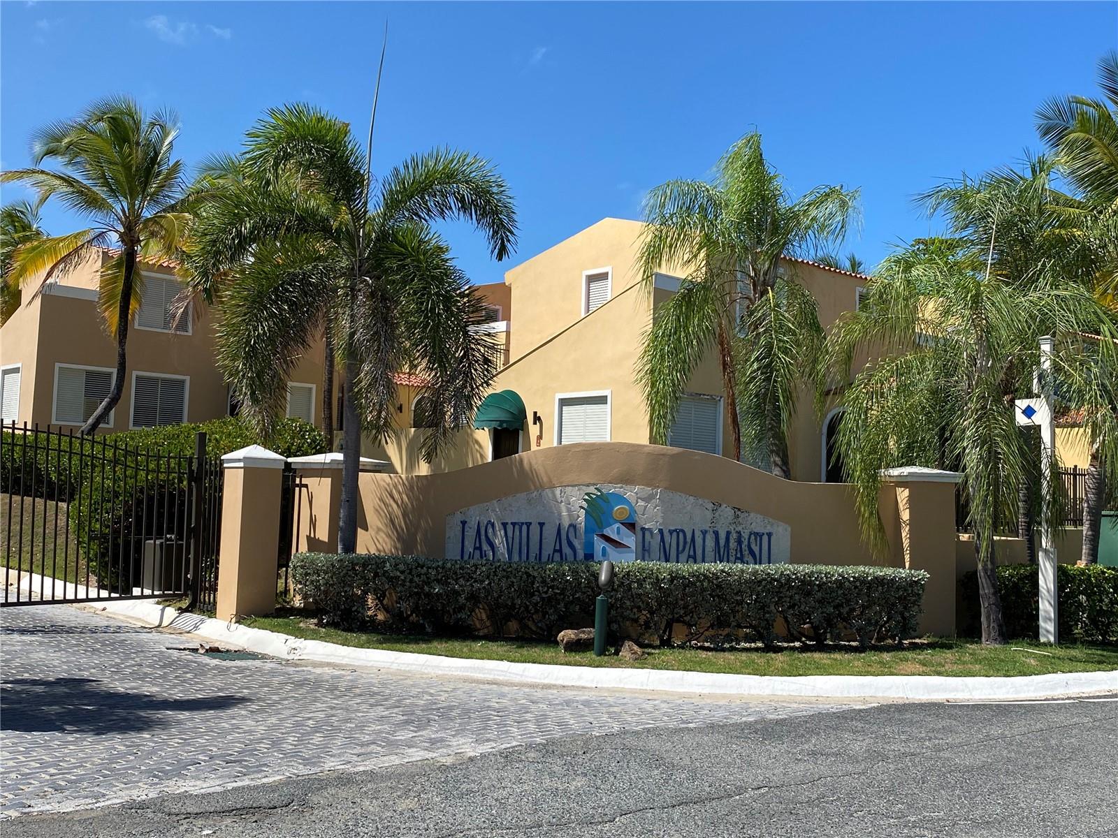 Exclusive property in the central area of Palmas de Mar. It is rented long term. It is furnished with refrigerator, stove, hood, washer, dryer, fans, 3 air conditioners and water heater. 24/7 security, swimming pool, etc.