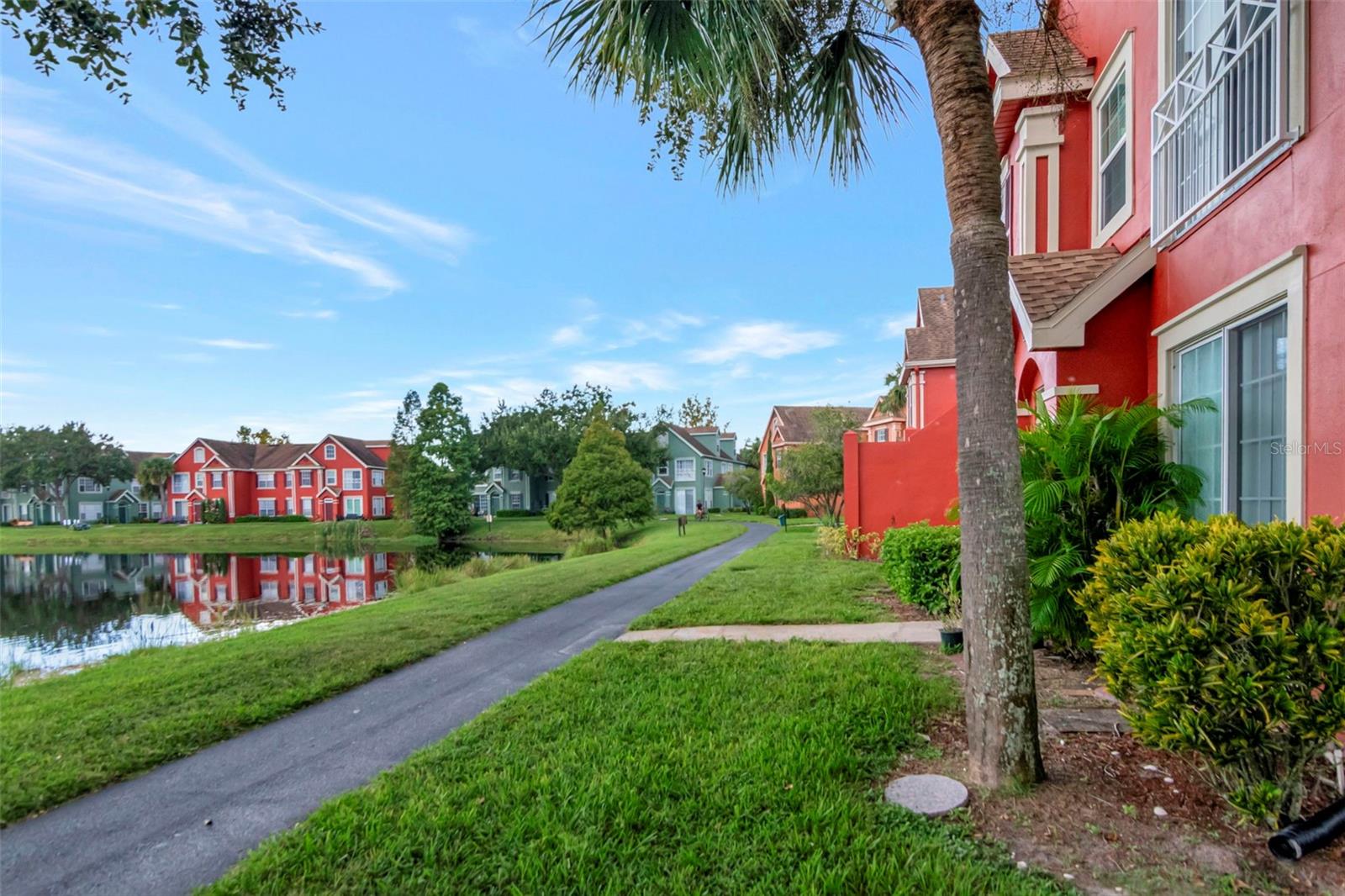 LAKE CHASE CONDOMINIUM - Residential Lease