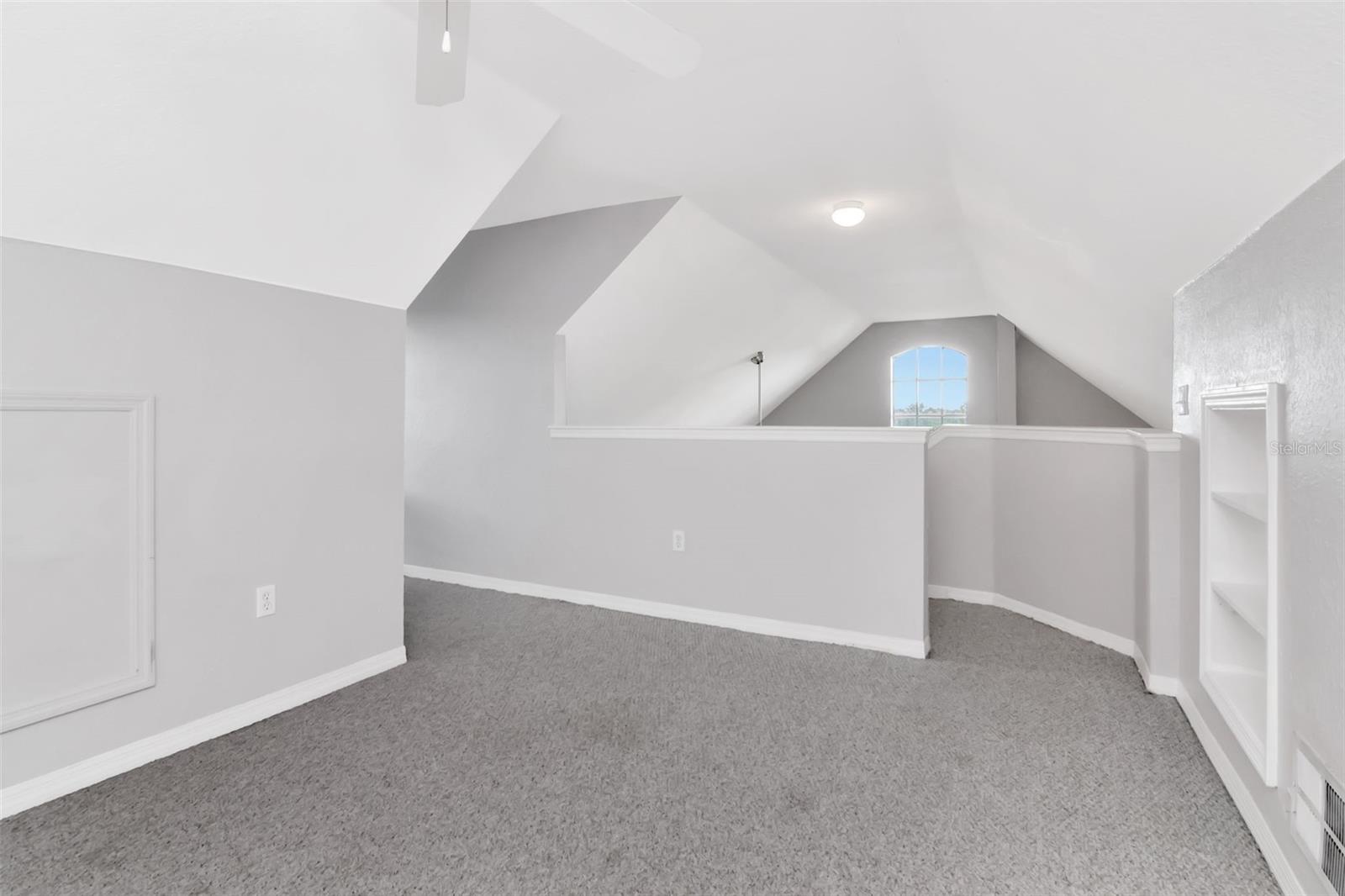 LAKE CHASE CONDOMINIUM - Residential Lease