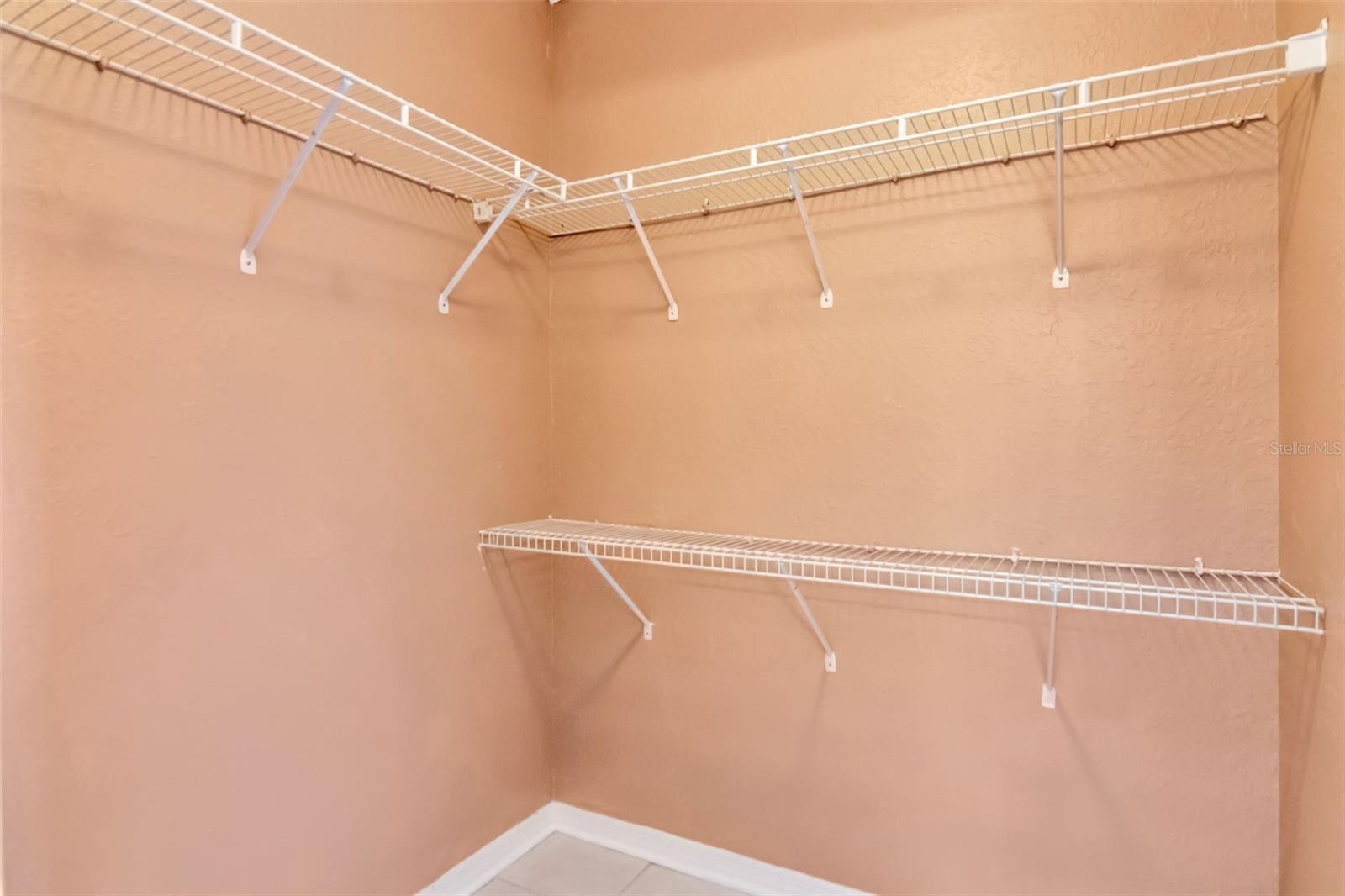 LAKE CHASE CONDOMINIUM - Residential Lease