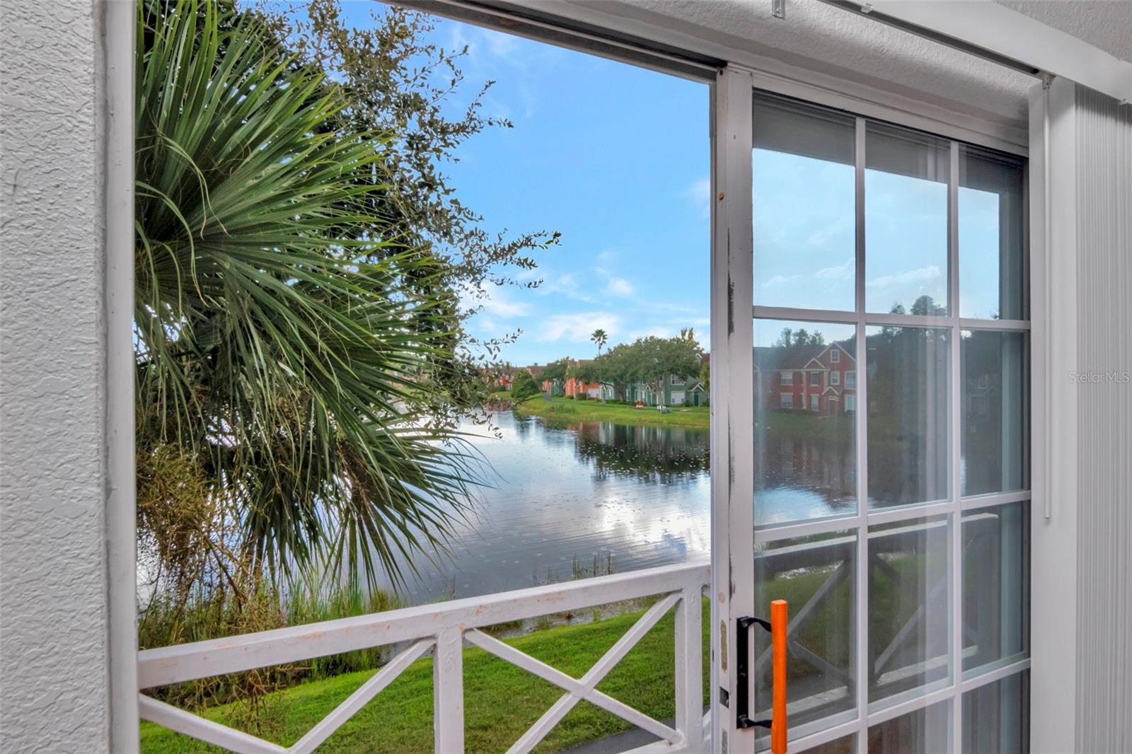 LAKE CHASE CONDOMINIUM - Residential Lease