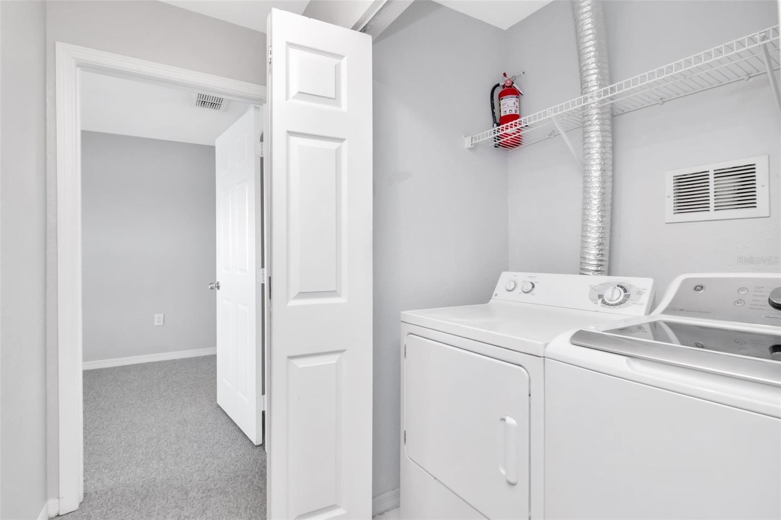 LAKE CHASE CONDOMINIUM - Residential Lease