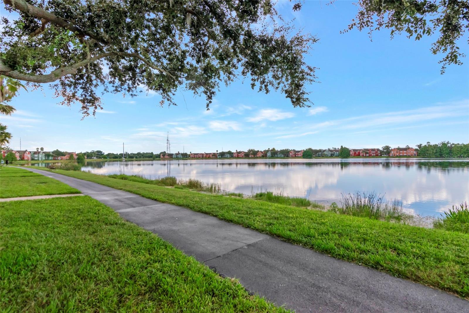 LAKE CHASE CONDOMINIUM - Residential Lease
