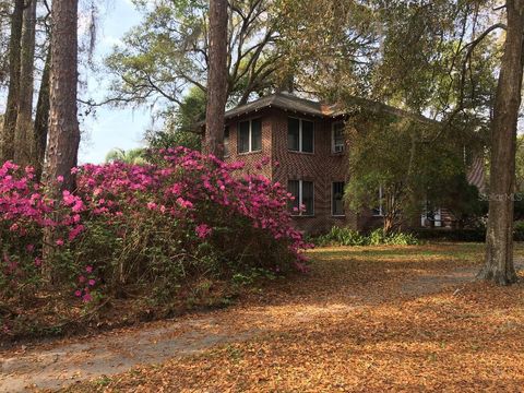 635 NE 9TH AVENUE GAINESVILLE FL 32601