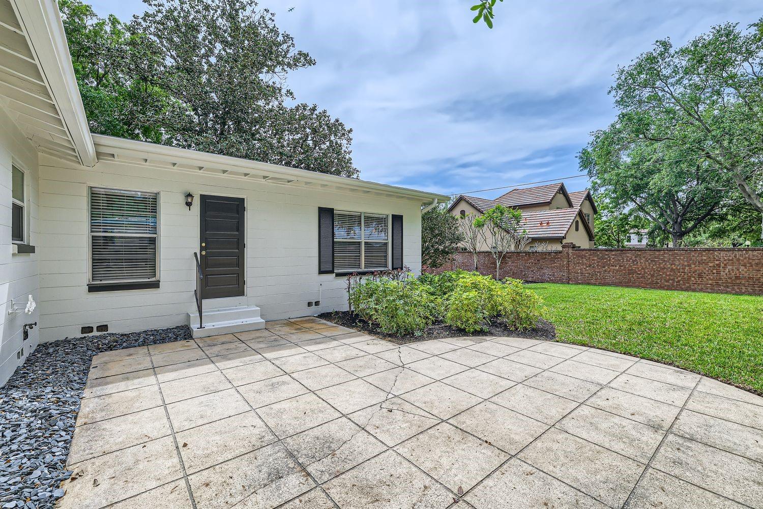 KENILWORTH SHORES SEC 02 - Residential Lease