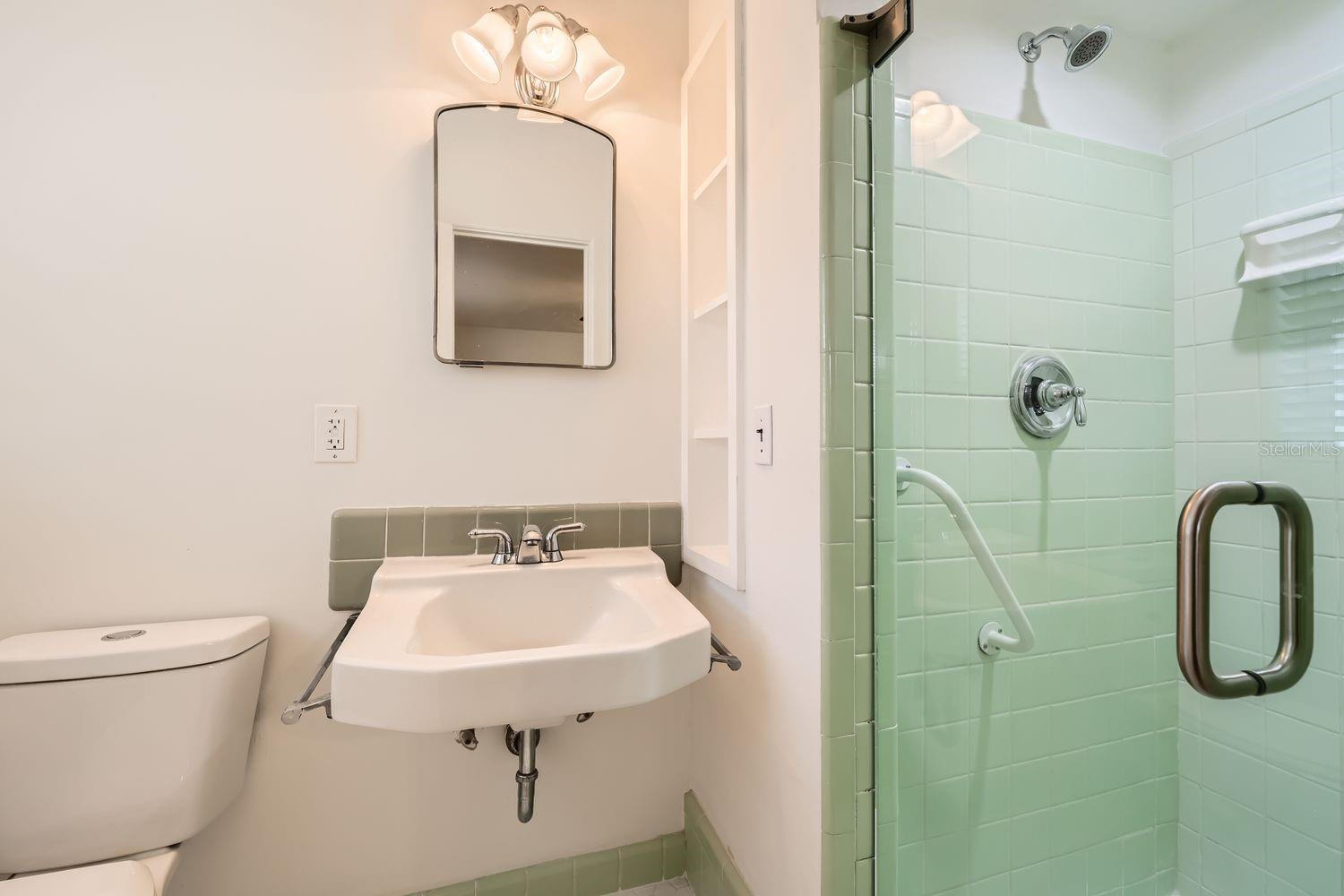 KENILWORTH SHORES SEC 02 - Residential Lease