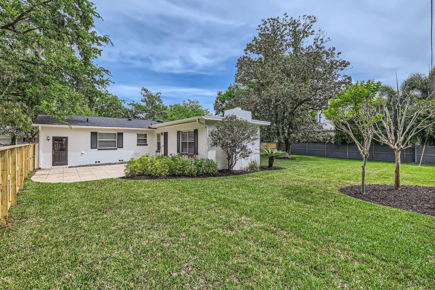 KENILWORTH SHORES SEC 02 - Residential Lease