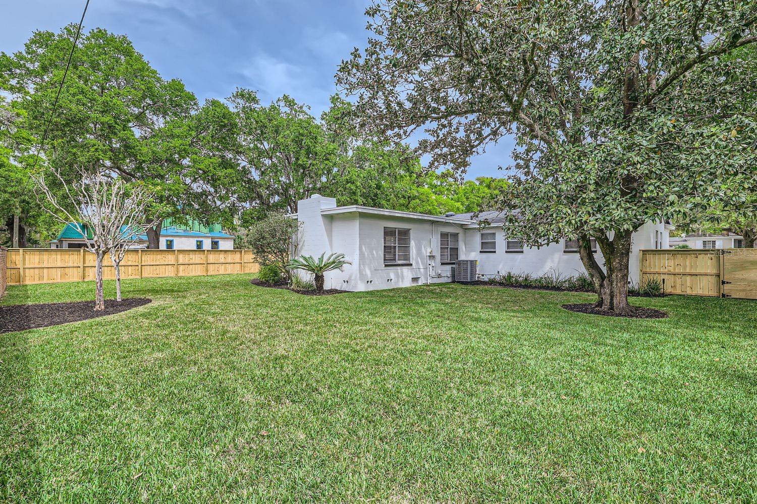 KENILWORTH SHORES SEC 02 - Residential Lease
