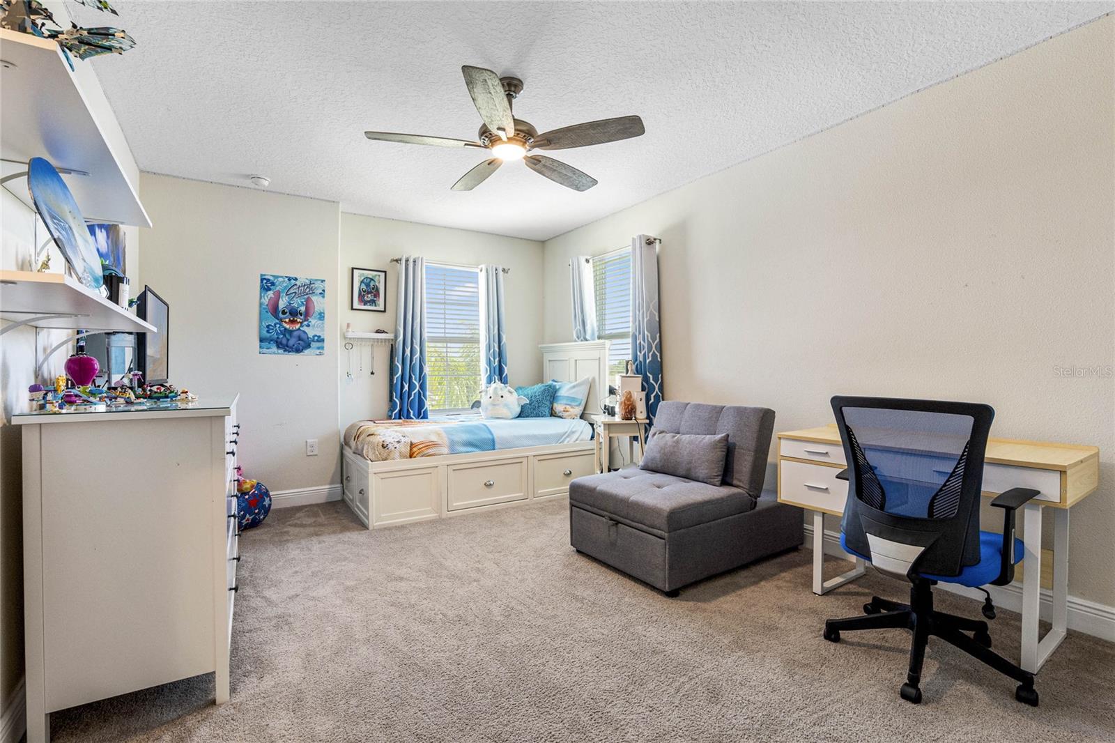 ROCK SPRINGS RIDGE - Residential