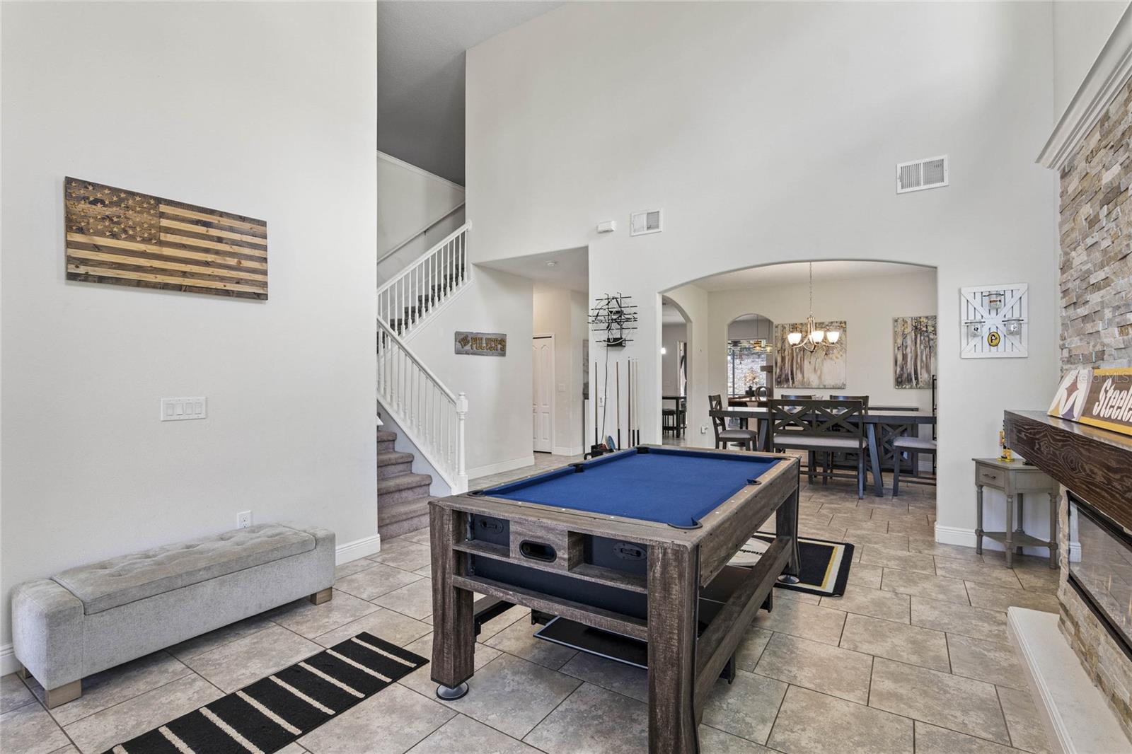 ROCK SPRINGS RIDGE - Residential