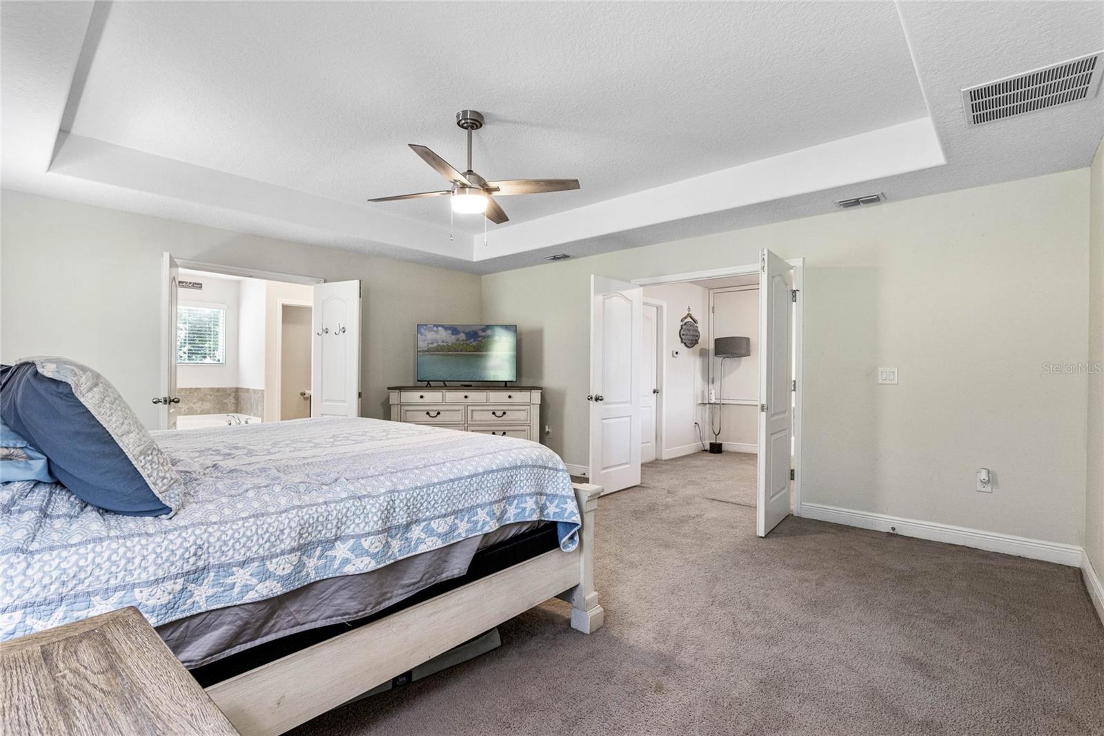 ROCK SPRINGS RIDGE - Residential