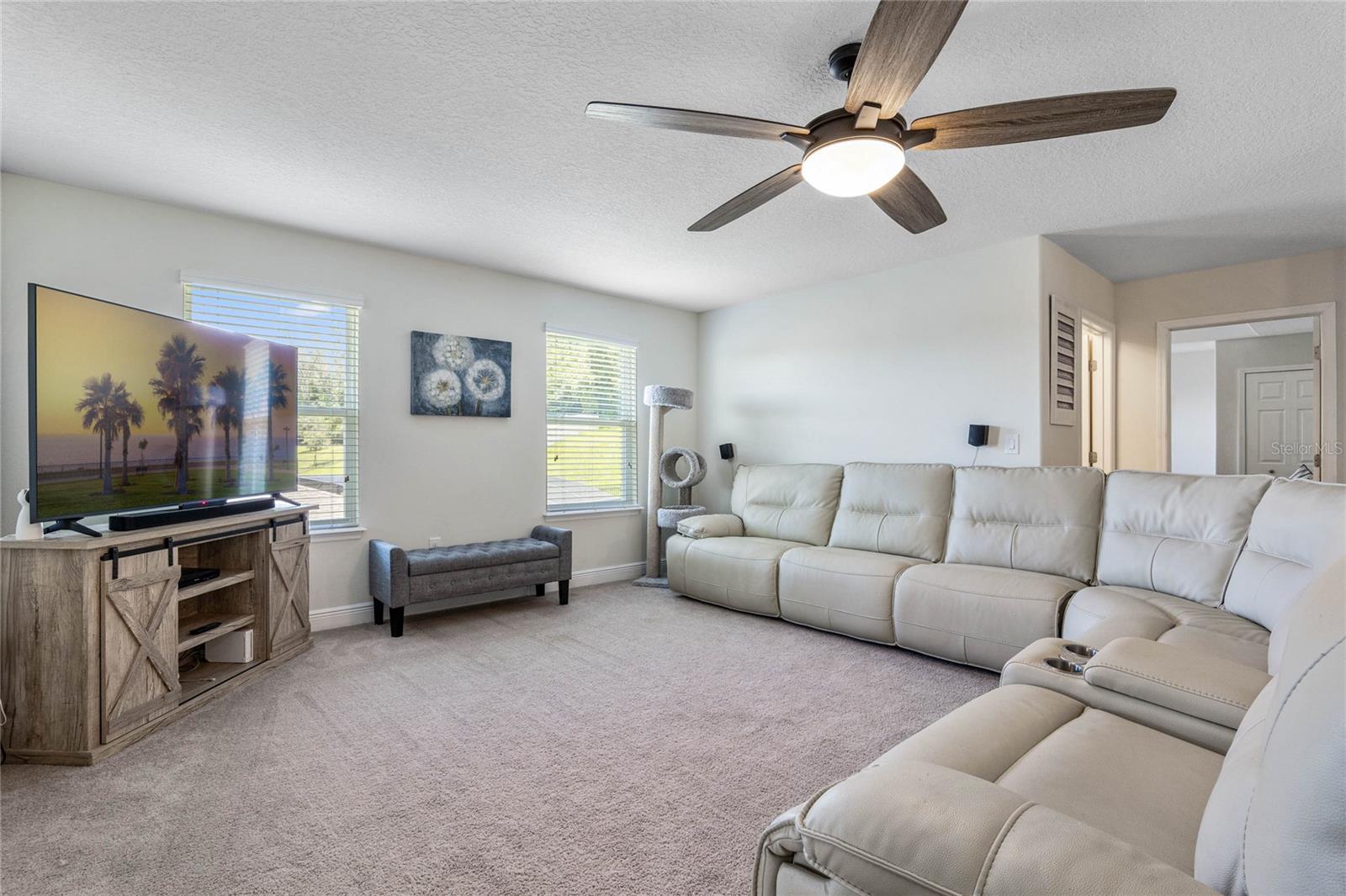 ROCK SPRINGS RIDGE - Residential