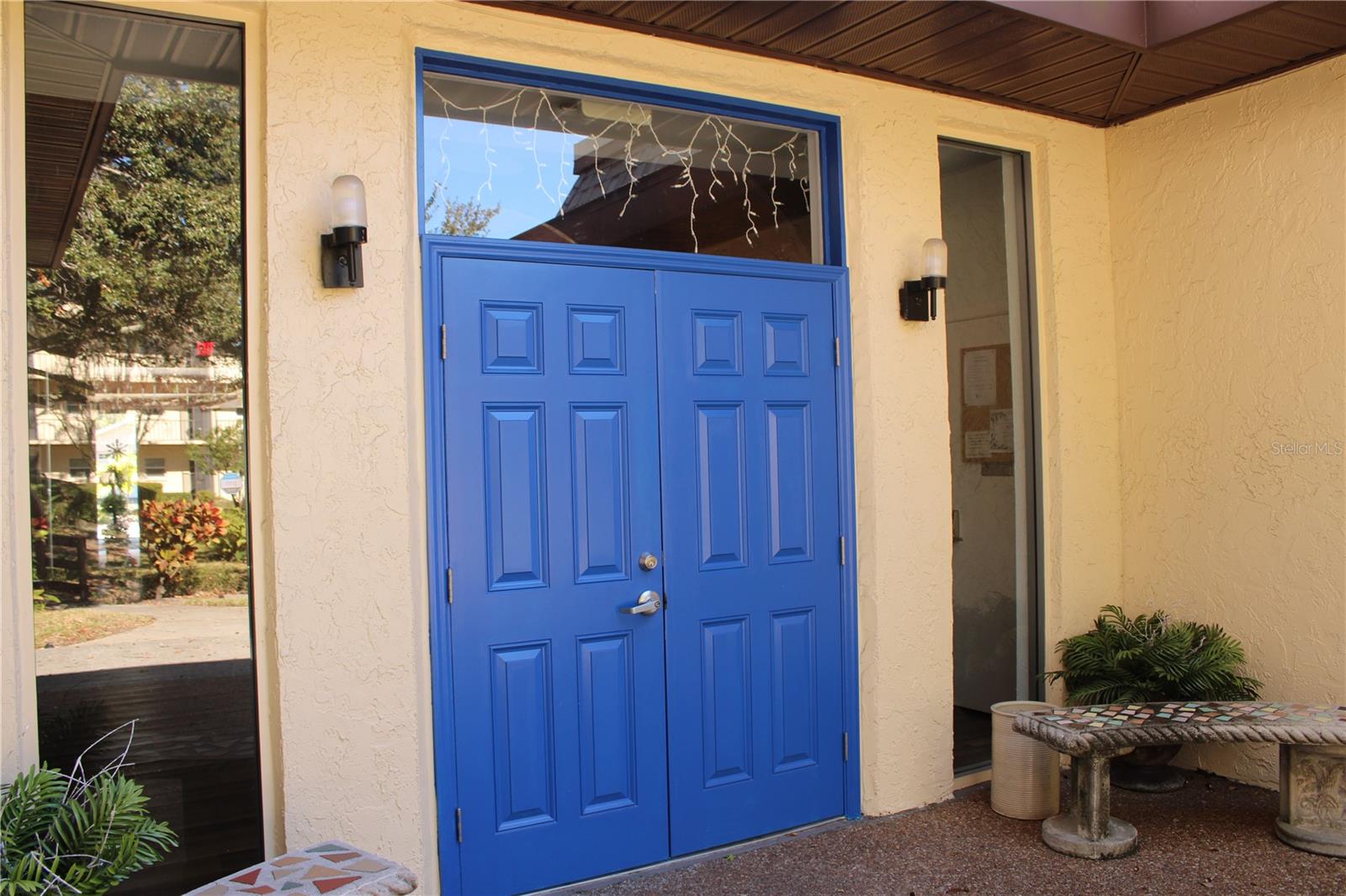 WATERS EDGE 1 CONDO - Residential