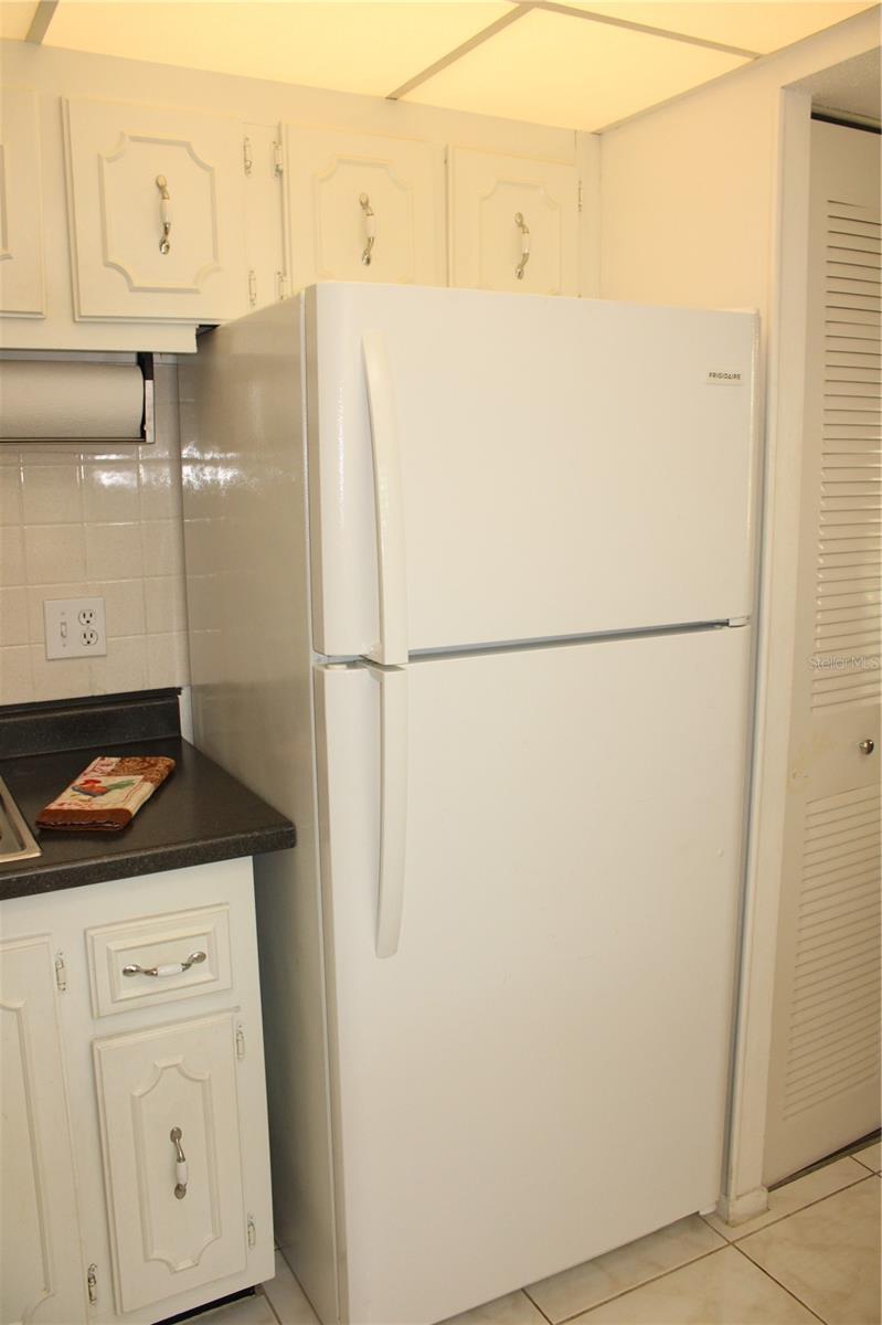 WATERS EDGE 1 CONDO - Residential