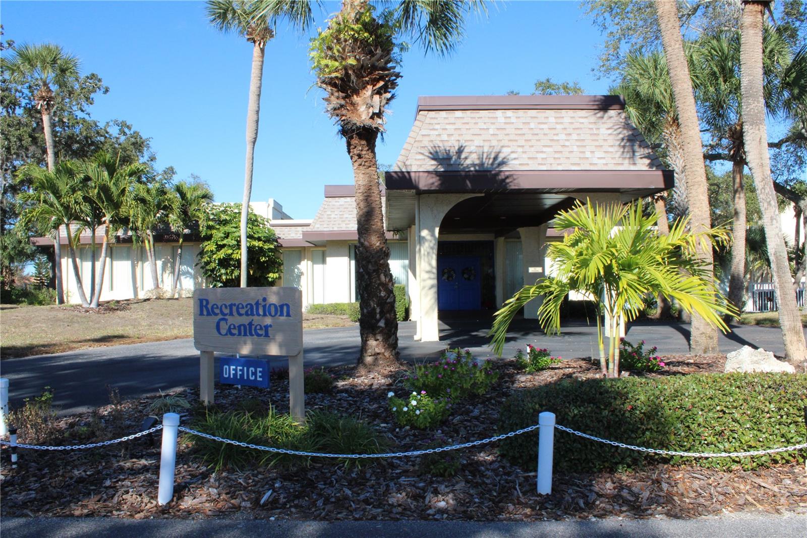 WATERS EDGE 1 CONDO - Residential