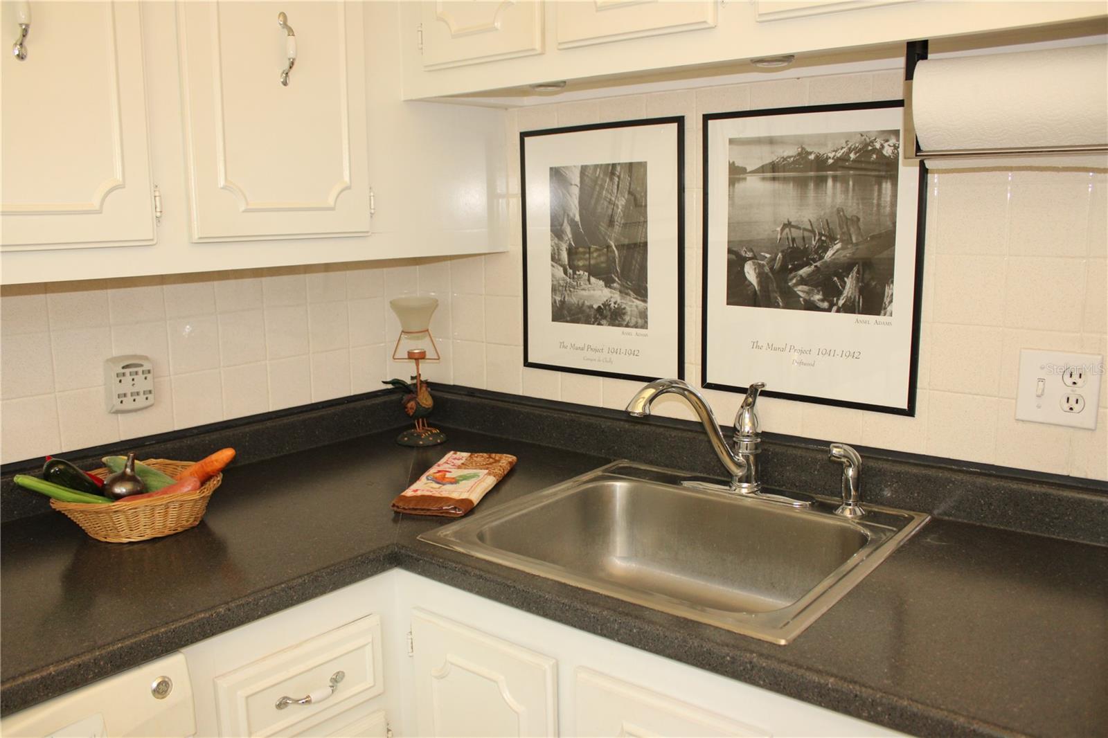 WATERS EDGE 1 CONDO - Residential