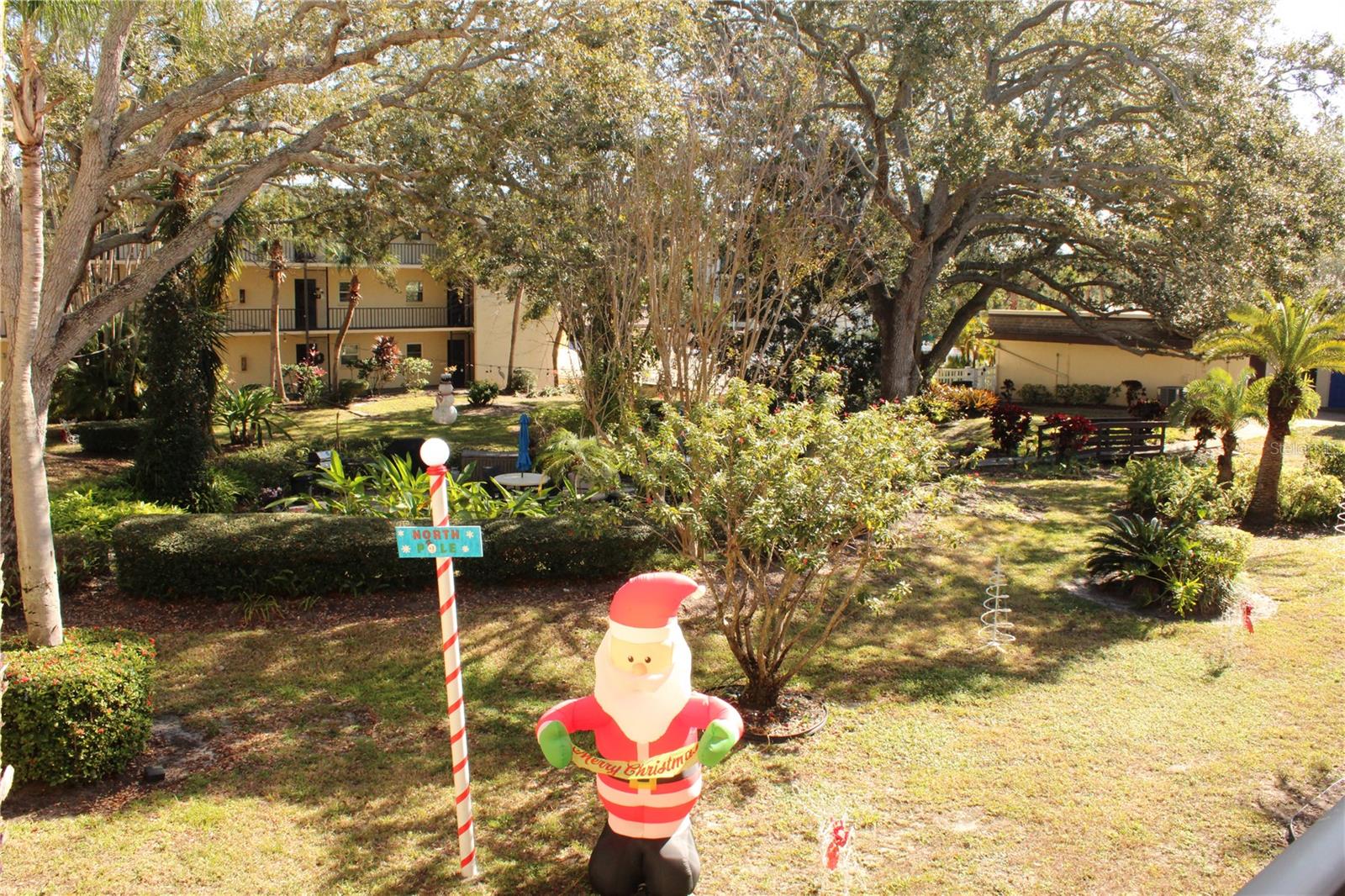 WATERS EDGE 1 CONDO - Residential