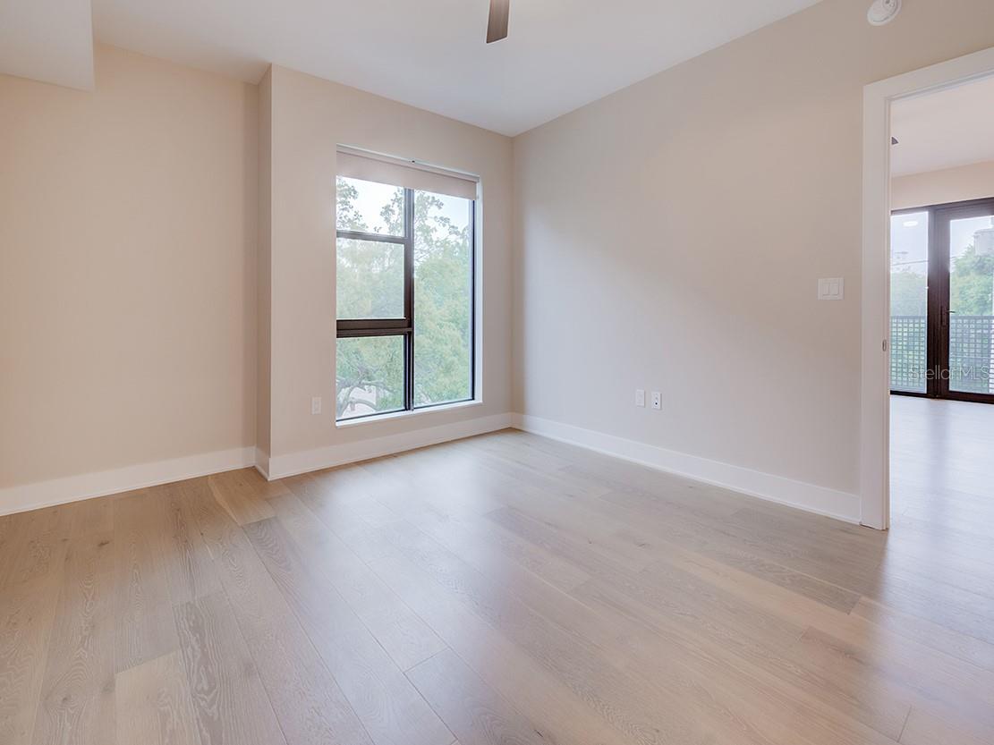 THE SALVADOR - Residential Lease