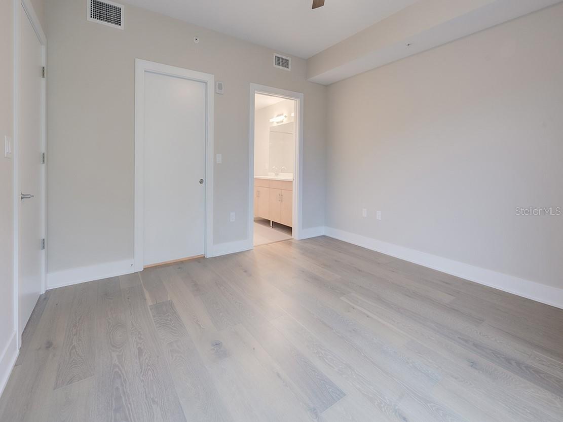 THE SALVADOR - Residential Lease