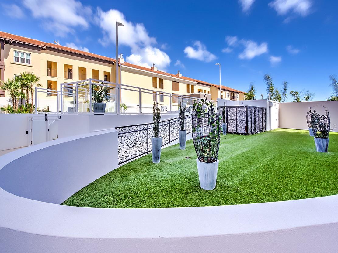 THE SALVADOR - Residential Lease