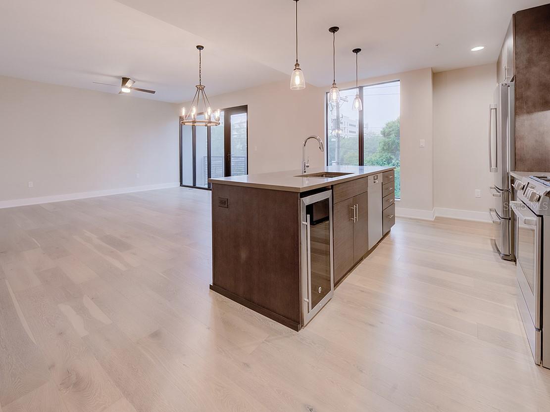 THE SALVADOR - Residential Lease