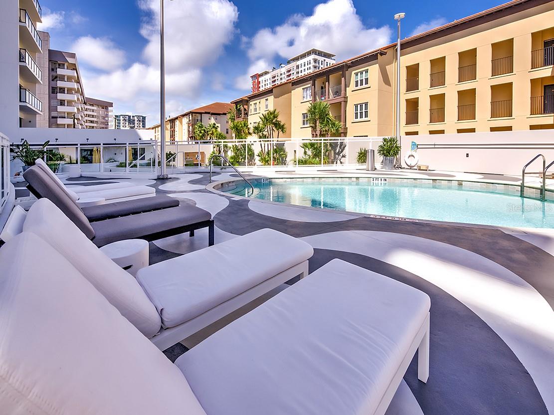 THE SALVADOR - Residential Lease