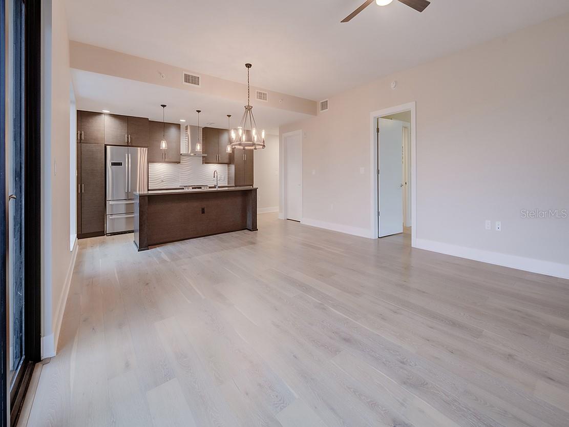 THE SALVADOR - Residential Lease