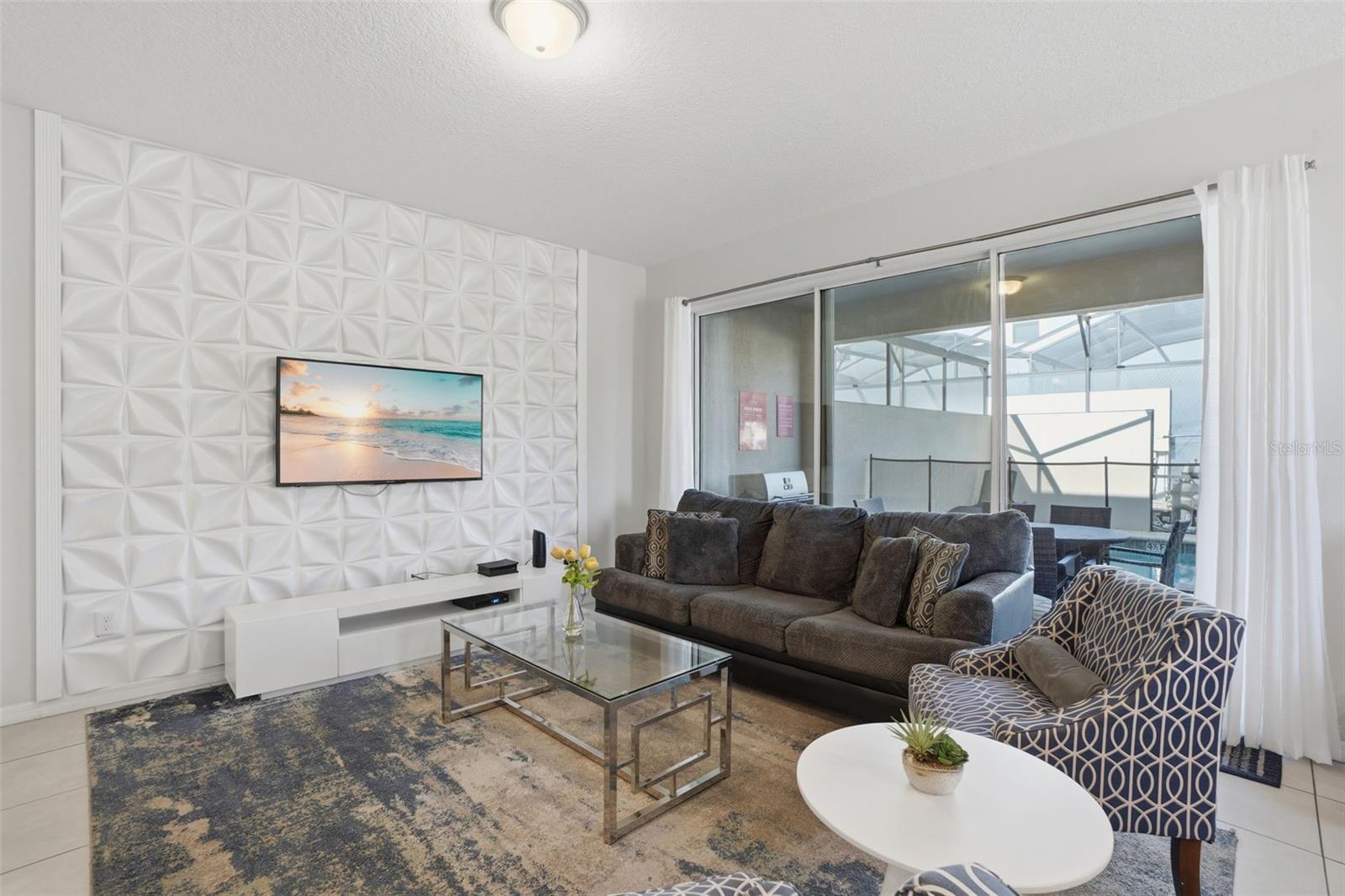 SOLARA RESORT - Residential