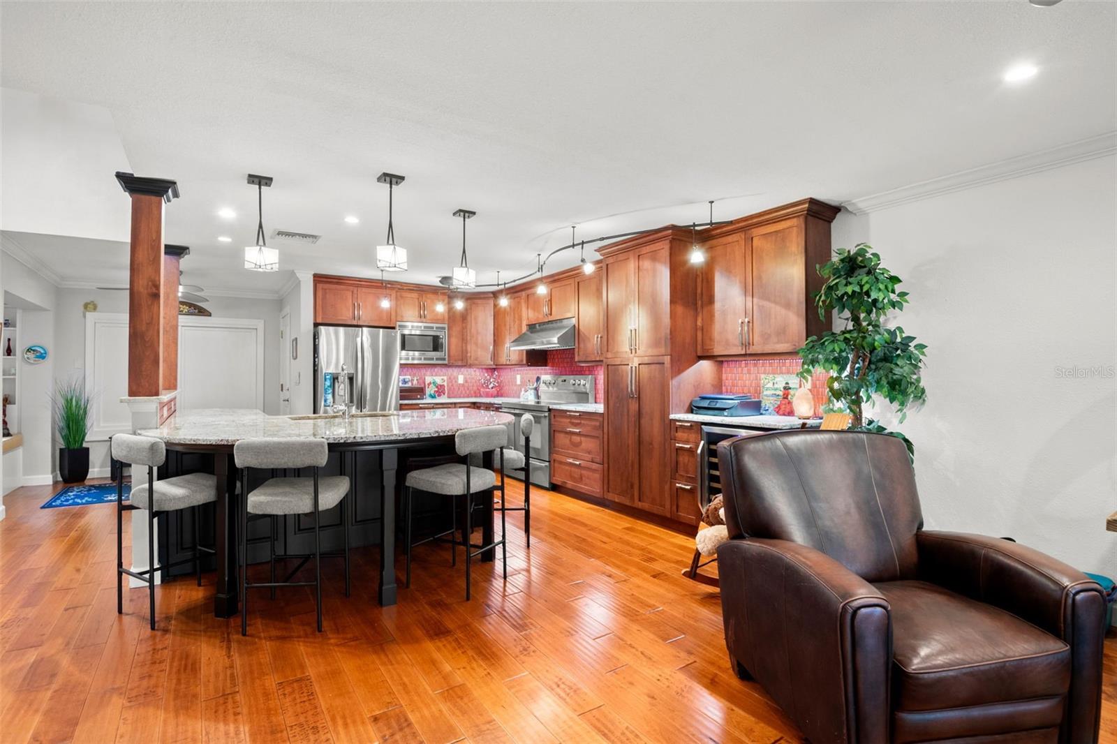 MARINER VILLAGE CLUSTER - Residential