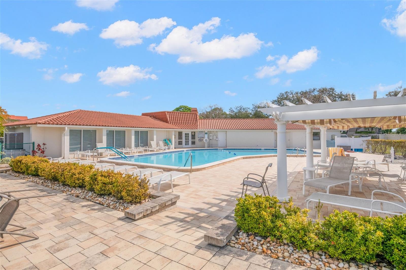 MARINER VILLAGE CLUSTER - Residential